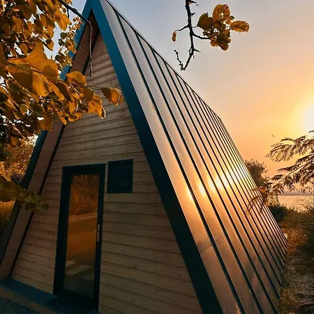 شاليه Perryland Urban Farm *