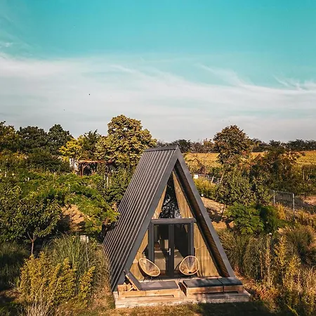 Perryland Urban Farm * Piatra (Constanta)