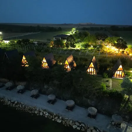 شاليه Perryland Urban Farm