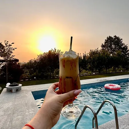 Perryland Urban Farm * Piatra (Constanta)